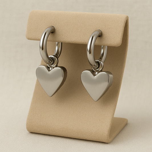 Brinco de argola click em aço inox e pingente de coração - hipoalergênico