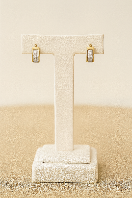 Argola aço inox click com zircônia com banho dourado