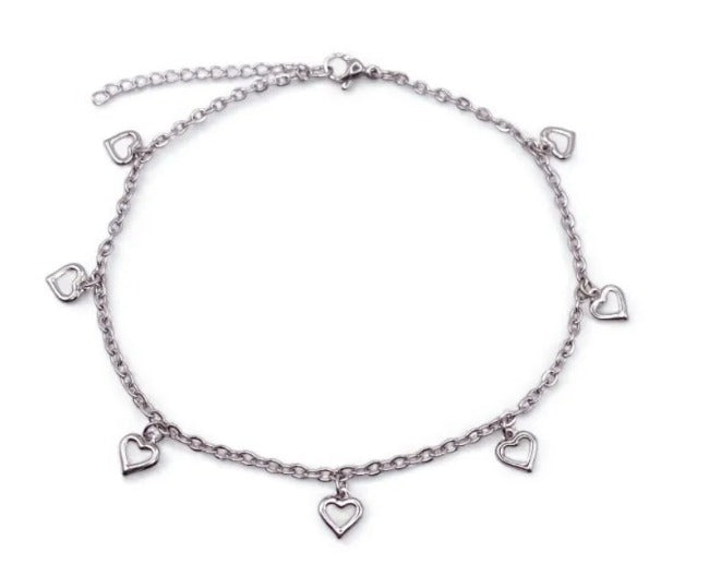 Tornozeleira de aço inox, 7 mini Corações vazados 23 cm