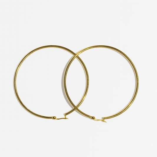 Argola de aço inox, com banho dourado, aro fechado redondo 6 cm