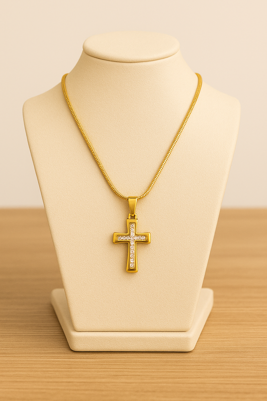Colar aço inox rabo de rato pingente cruz cravejado banho dourado