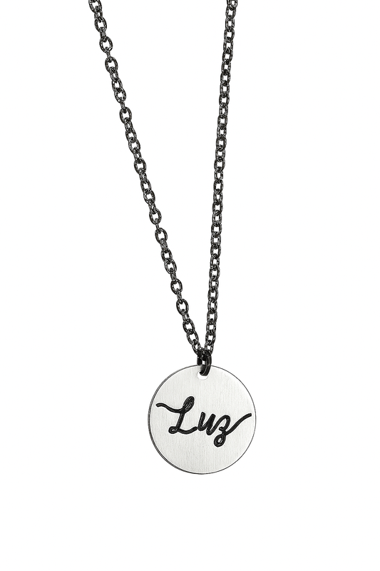 Colar aço inox com a escrita Luz 45 cm